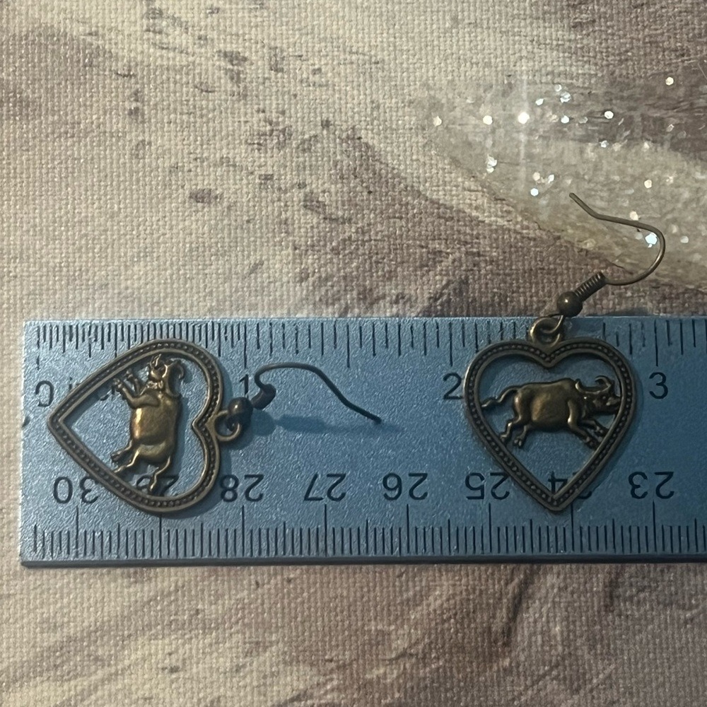 Year Of The Ox Chinese Zodiac Bronze Earrings-Boho Rustic Heart Western Gift-New - Picture 4 of 4